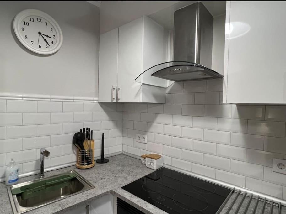 Apartamento Turistico Plaza III Monforte De Lemos Exteriör bild